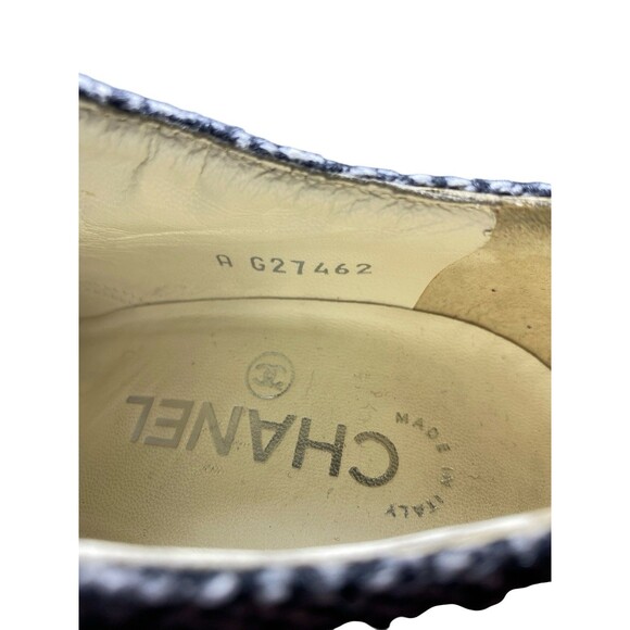 CHANEL Wool Tweed Lace-Up Booties Heels EU 37 Black White - Authenticated COA - Picture 7 of 15